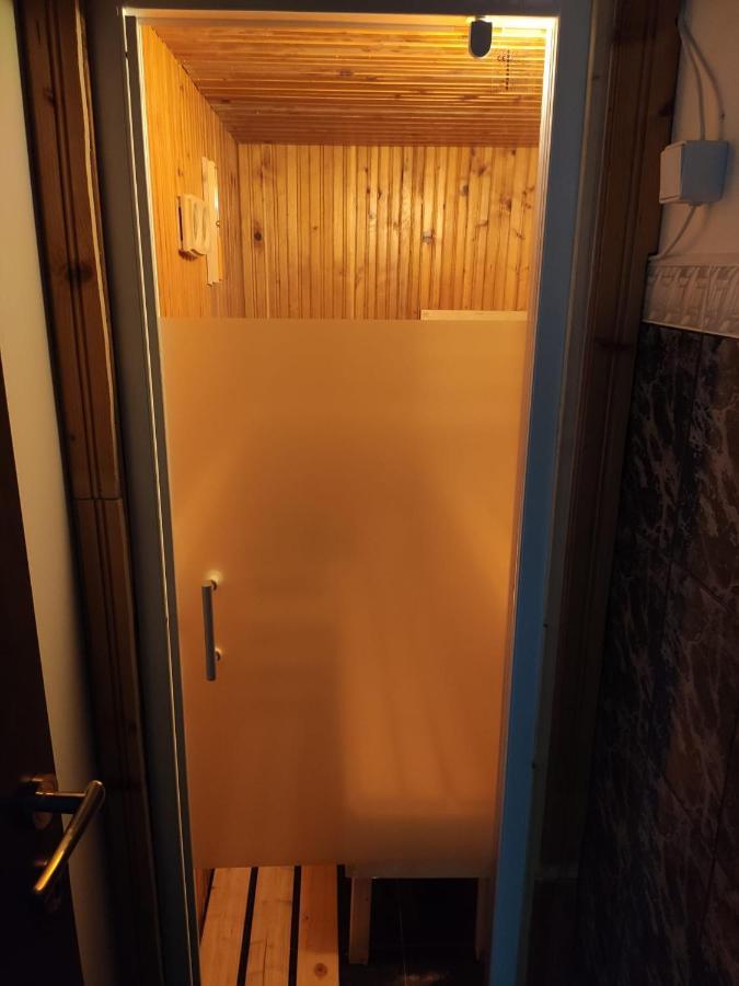 Podgoria Guesthouse- Camere De Inchiriat Oradea Exteriér fotografie