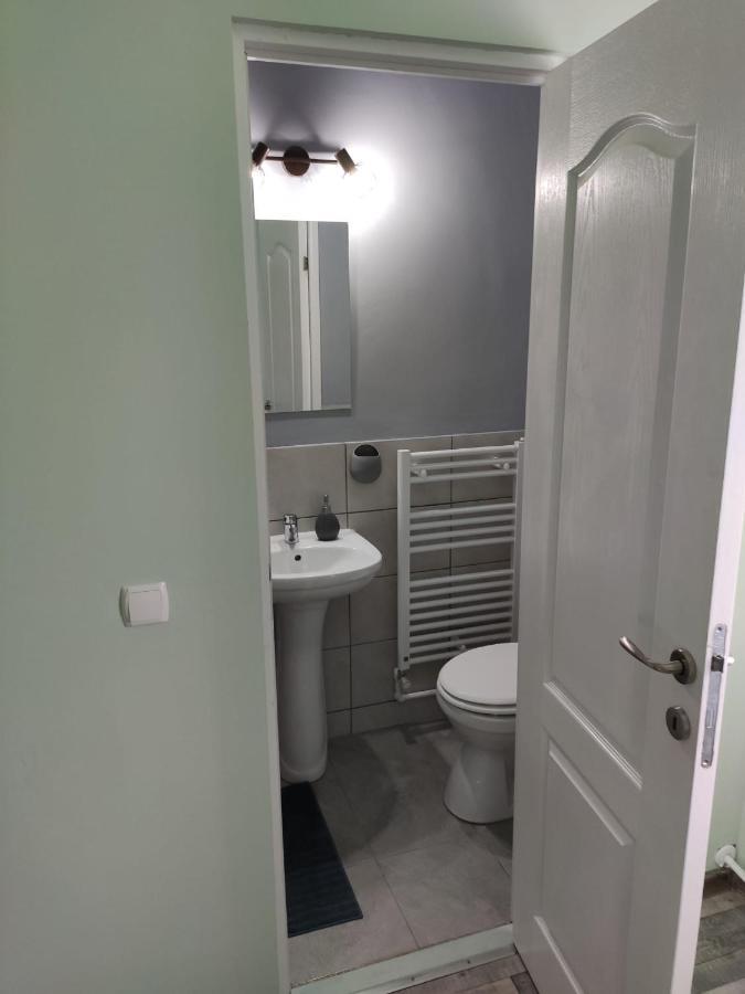 Podgoria Guesthouse- Camere De Inchiriat Oradea Exteriér fotografie
